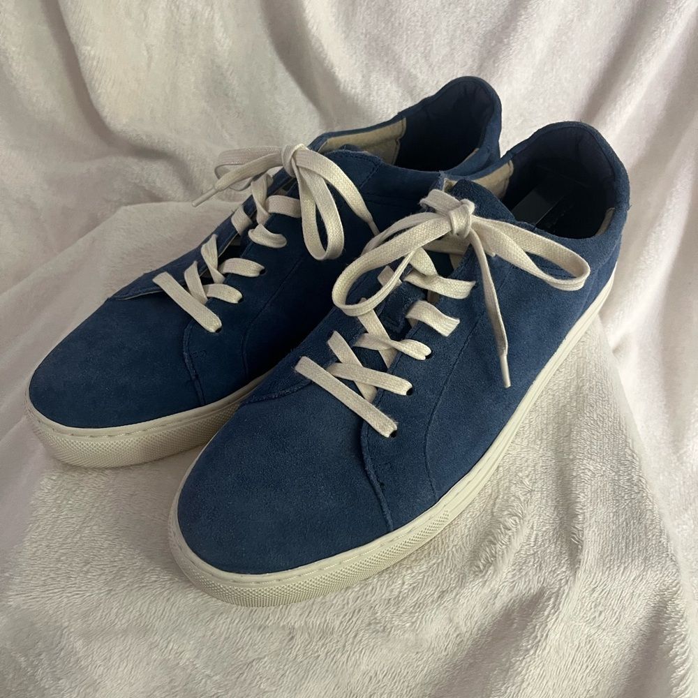 Banana Republic Blue and White Suede Casual Sneakers